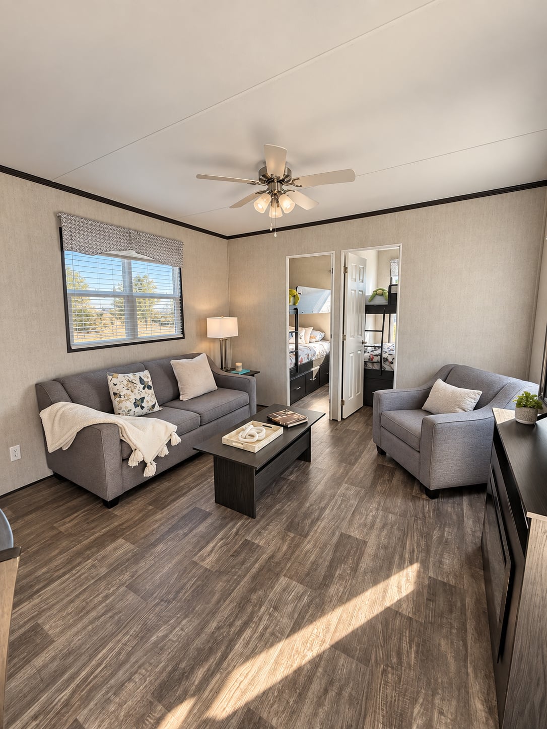 Lounge, wide view