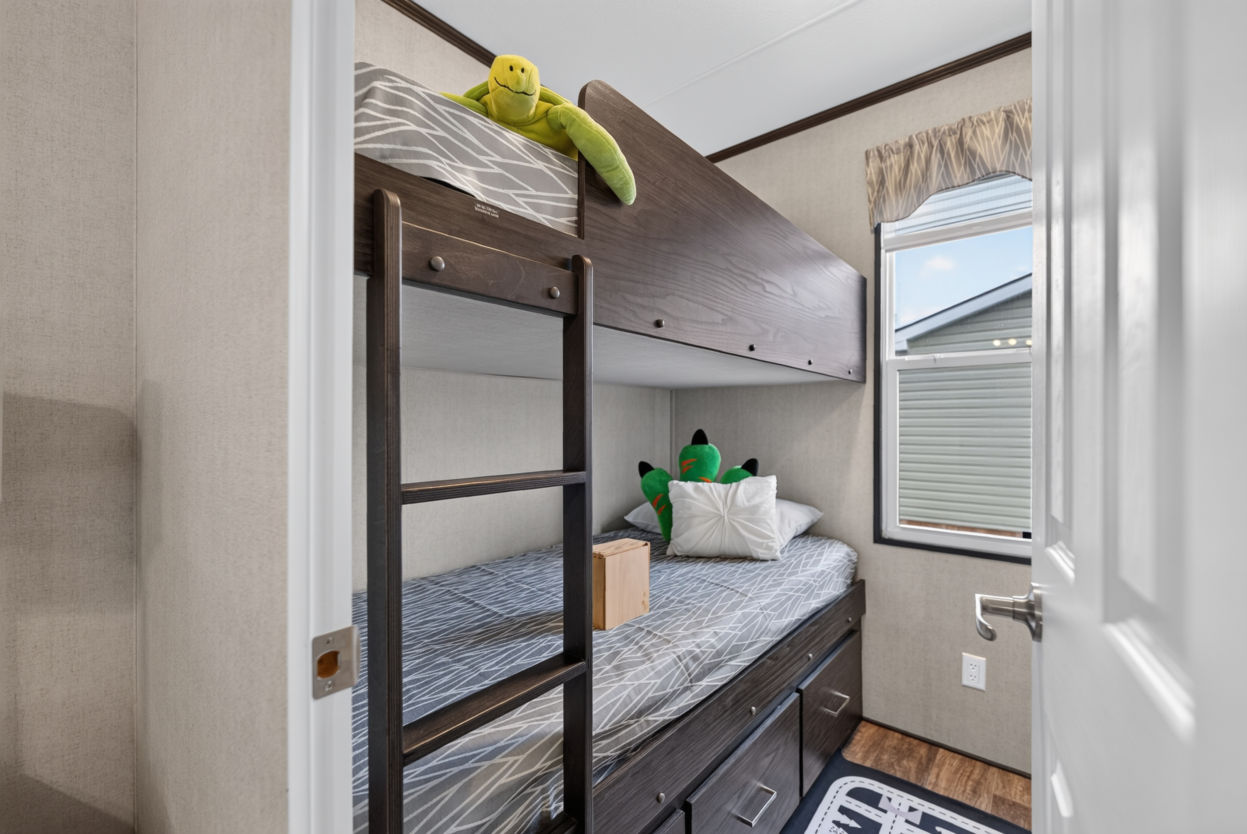 First bunk room at 510 Grapevine Drive