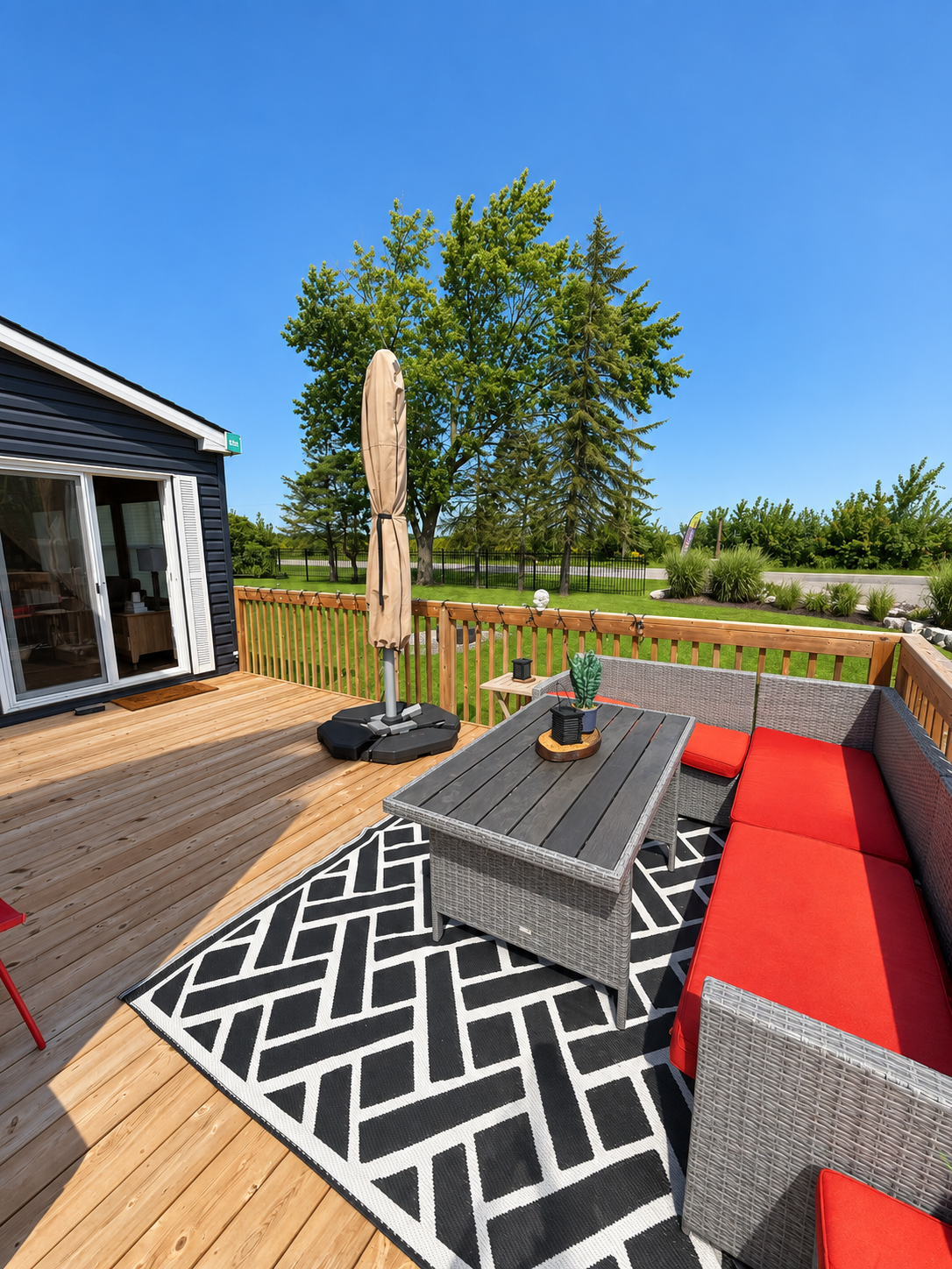 Seating on the deck
