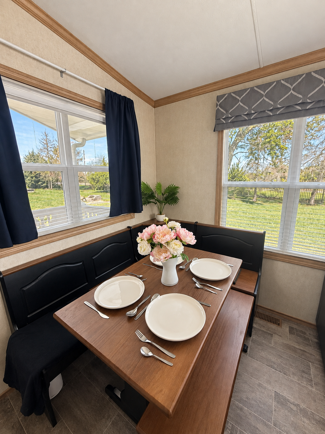 Dining nook
