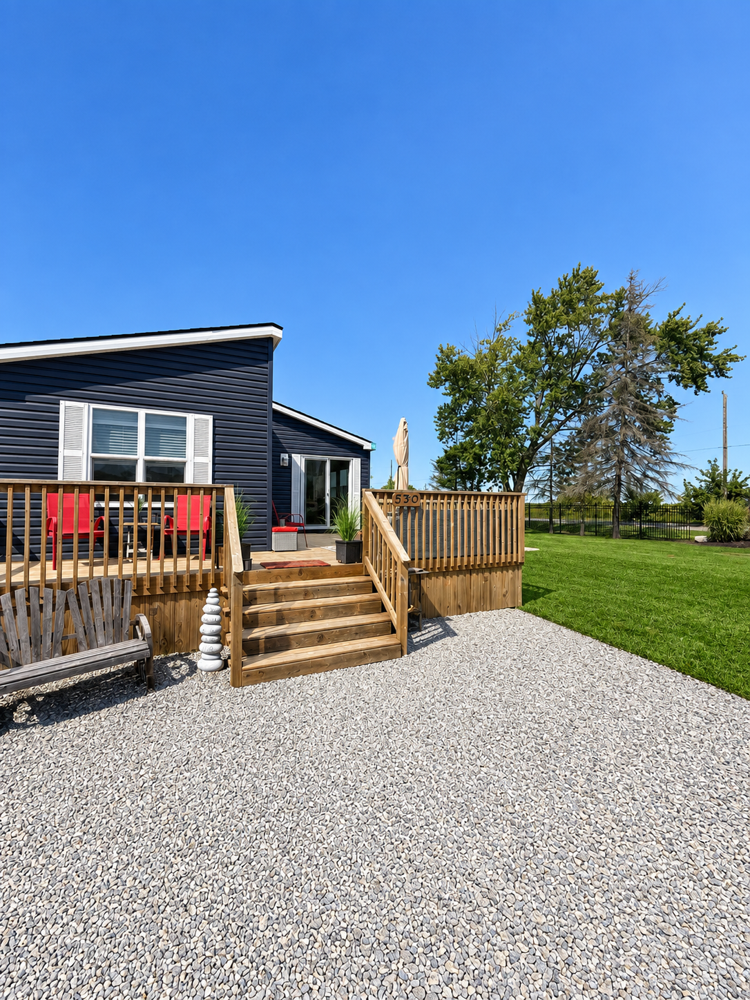 Front of the cottage, second view